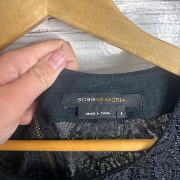 Bcbgmaxazria black  lace dress size small - Picture 4 of 7